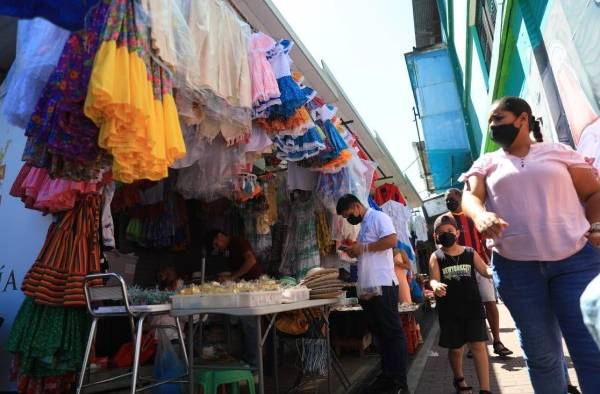 Panameños ultiman detalles para 'chanearse' en las fiestas patrias