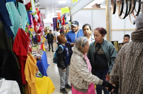 Feria de las Flores y el Caf&eacute;