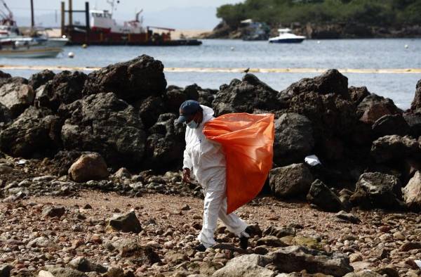 Contaminación en Taboga por derrame de combustible