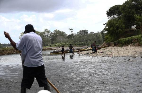 Migrantes persiguen sus sueños en medio de la mortífera pandemia de la covid-19