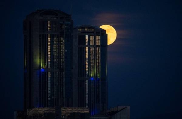 Superluna azul en imágenes, volverá a ocurrir en el 2037