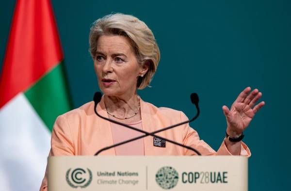 Von der Leyen insta a usar menos energía para elaborar productos y servicios