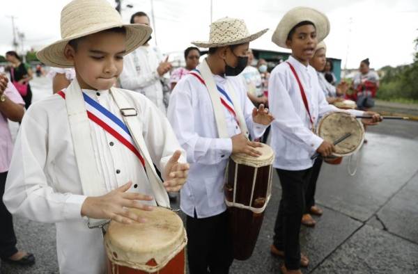 Así celebran el 4 de noviembre en la 24 de Diciembre