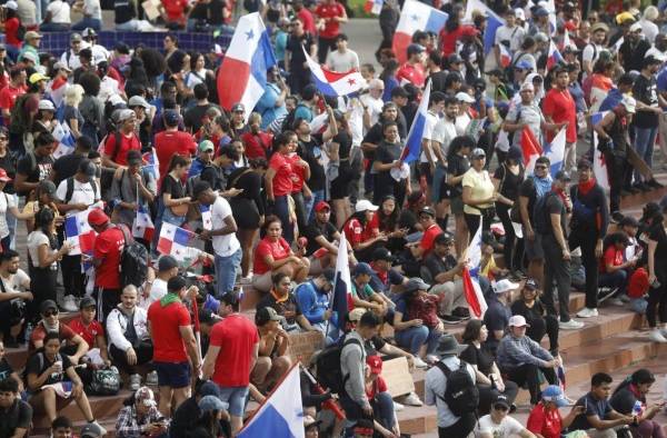 Panameños durante las protestas en la Ciudad de Panamá.