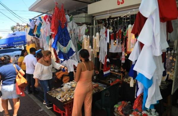 Panameños ultiman detalles para 'chanearse' en las fiestas patrias