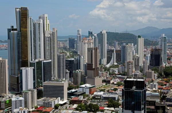 Los restaurante y afines están entre las actividades de la economía panameña más golpeadas por la covid-19.