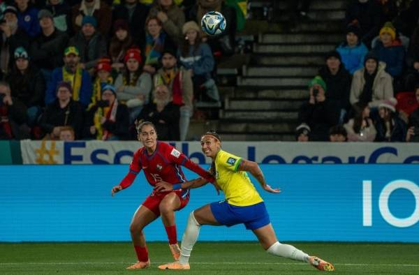 Las panameñas debutaron este lunes en un mundial de fútbol.