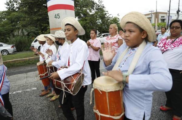 Así celebran el 4 de noviembre en la 24 de Diciembre