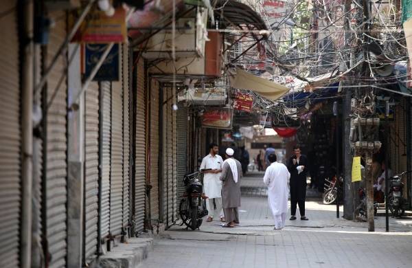 Pakistán observa una huelga de comerciantes por el alza de precios de la electricidad