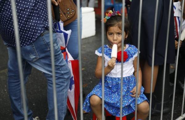 Rinden honor a la Patria en los 119 años de vida republicana