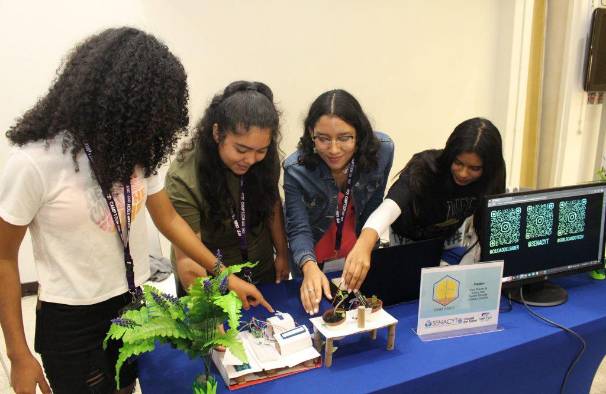 Las participantes de CAMPTECH presentarán sus proyectos.