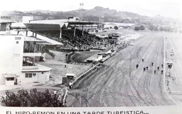 Vista histórica general del hipódromo.