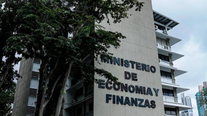 Inicialmente, la subasta anunciada por un monto indicativo no vinculante de $100 millones y vencimiento en noviembre de 2025.