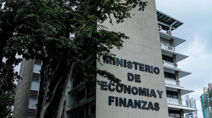 Inicialmente, la subasta anunciada por un monto indicativo no vinculante de $100 millones y vencimiento en noviembre de 2025.