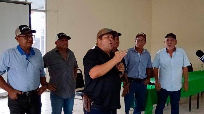 Miembros de la Federación de Productores de Arroz y Granos Básicos de Panamá reunidos.