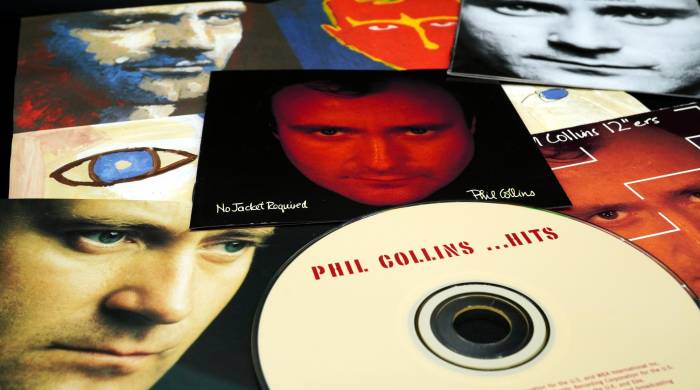 Parte de la discografía de Phil Collins.