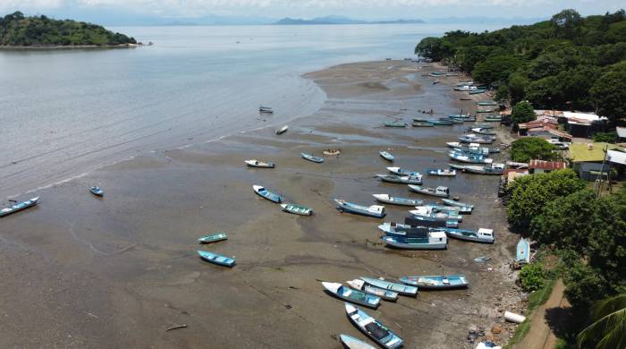 Costa de los Pájaros, un pueblo situado a 100 km al oeste de San José.