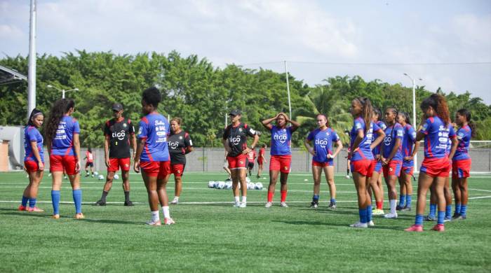 La selección sub-20 de Panamá durante un entrenamiento.