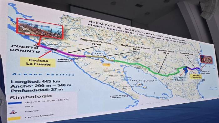 Mapa con la nueva ruta del canal de Nicaragua que conectará el puerto de Bluefields con el de Corinto.