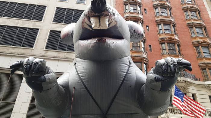 Una rata inflable en Nueva York.