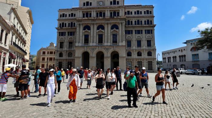 El sector turístico es el segundo en aporte al producto interno bruto de Cuba.