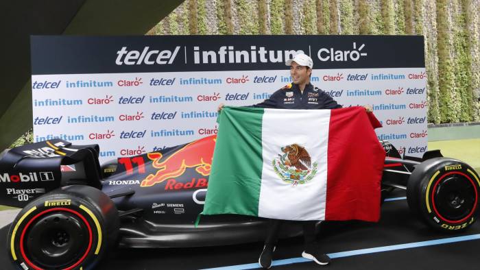 El piloto de Guadalajara ha tomado parte en 90 carreras con Red Bull.