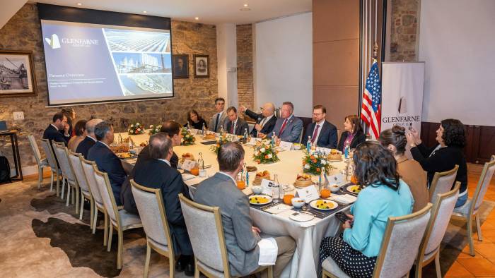 Glenfarne, y su filial local, EnfraGen Centroamérica, recibe delegación del Comité de Energía y Comercio de la Cámara de Representantes de EE. UU. en su visita a Panamá