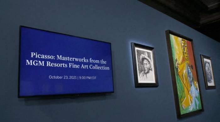 Las obras “Pierrot”, “Homme et enfant” y “Tete d’homme” de Pablo Picasso se exhiben durante una subasta.