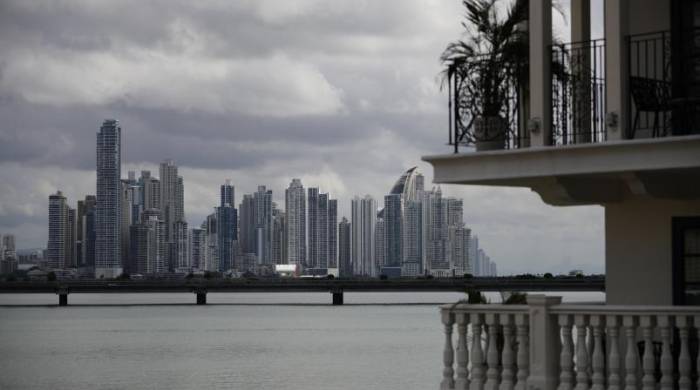 Panorámica de una zona de edificios desde el Casco Antiguo, en la Ciudad de Panamá, en una fotografía de archivo.