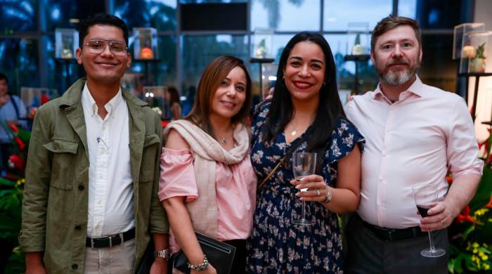 Franz Delgado, Elia Karina Quintero, María Fernanda de Dossor y Edward Dossor