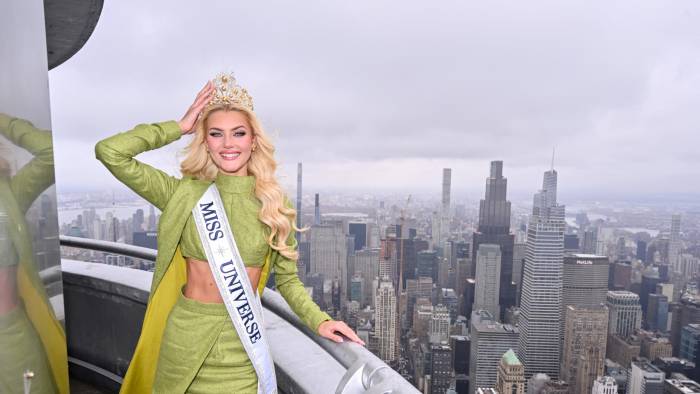 La Miss Universo Victoria Kjaer Theilvig ilumina el Empire State Building en honor a Miss Universo 2024.