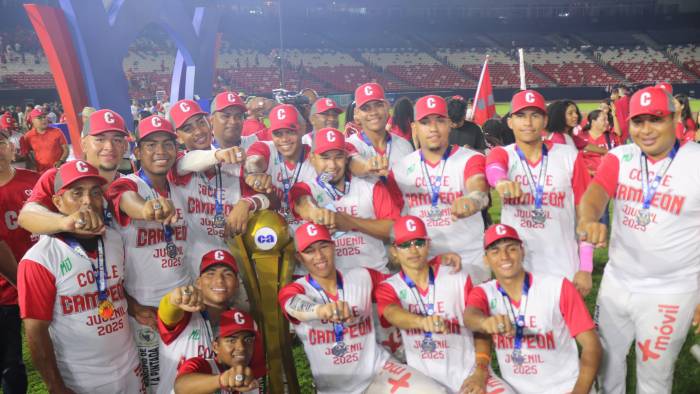 El equipo de Coclé se coronó bicampeón del torneo.