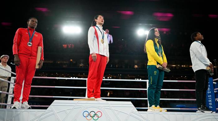 Atheyna Bylon durante la ceremonia de entrega de medallas.