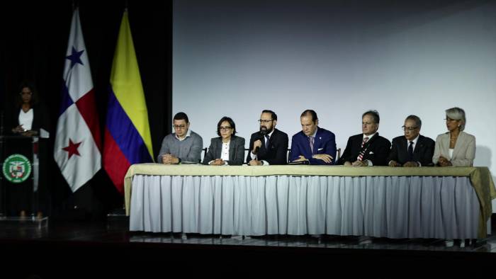 En la conferencia de prensa donde se confirmó la puesta en marcha del proyecto de interconexión eléctrica Panamá-Colombia, participaron funcionarios de ambos países.