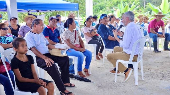 La iniciativa incluye escuchar y atender las necesidades locales, garantizando el respeto a las tierras y propiedades.