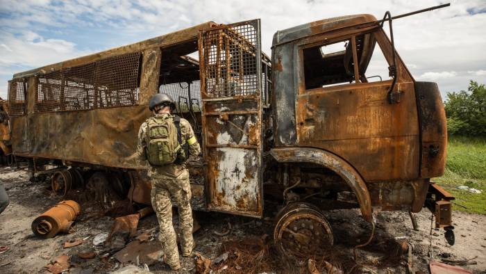 Foto de archivo de un soldado ucraniano en el frente de batalla.