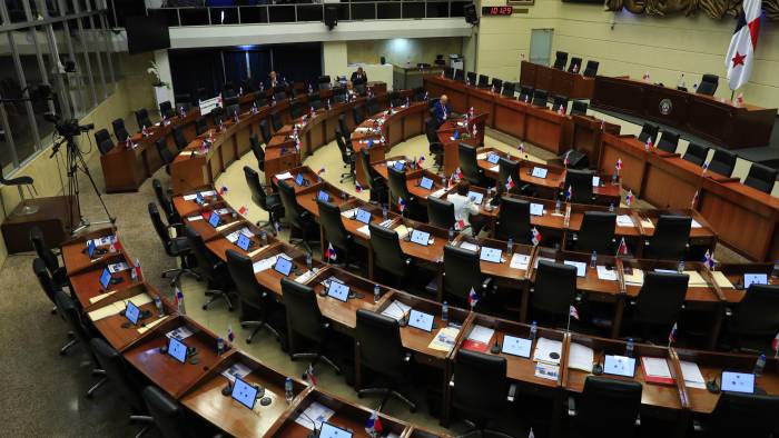 Pleno discute en tercer debate las reformas al Seguro Social