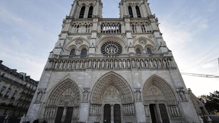 Exterior de la catedral de Notre-Dame.