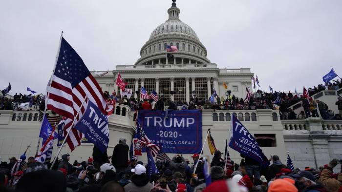 Más de 1.000 personas han sido arrestadas prácticamente en los 50 estados del país por delitos relacionados con el ataque.