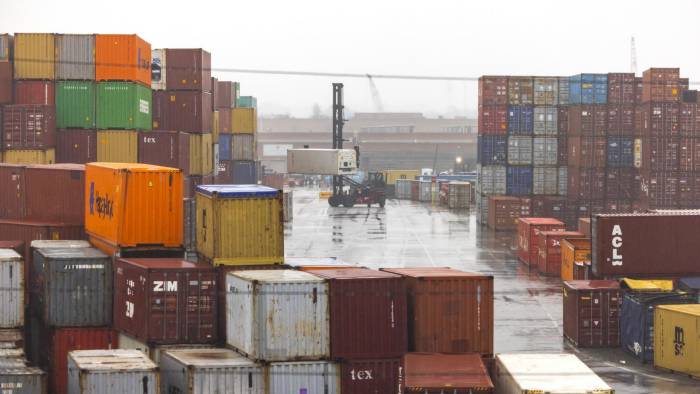 El Gobierno de Estados Unidos dibujó este miércoles un panorama de recuperación muy sombrío para la ciudad de Baltimore tras el colapso del puente Francis Scott Key por la embestida del buque Dalí.