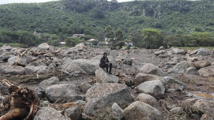 Ascienden a 210 los muertos por las devastadoras inundaciones en Kenia