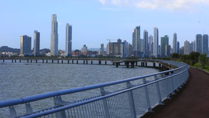 Panamá busca impulsar una serie de proyectos para reactivar su economía