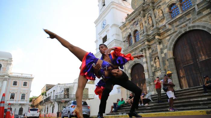 Aunque el merengue no es un baile autóctono, también fue uno de los ritmos que puso a bailar a locales y extranjeros.