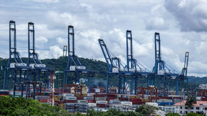 Patio de contenedores en el puerto de Panama Ports en Balboa, uno de los puntos de exportación nacional.