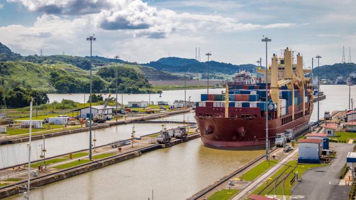 La junta directiva del Canal de Panamá está integrada por 11 miembros.