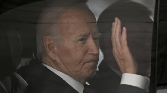 Presidente de los Estados Unidos, Joe Biden, llegando a la Reunión de Líderes Económicos de la Foro de Cooperación Económica Asia-Pacífico (APEC).