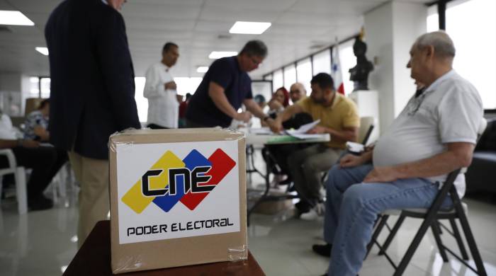 Las elecciones presidenciales de Venezuela se realizaron el pasado domingo y en Panamá la votación se hizo en el consulado del país suramericano. EFE/ Bienvenido Velasco