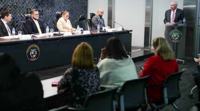 El embajador de Panamá en Washignton, José Miguel Alemán compareció este martes a la Comisión de Relaciones Exteriores de la Asamblea Nacional.