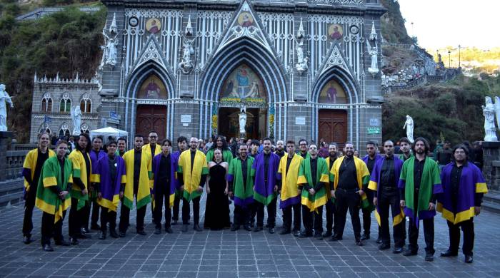 Coro Voces oscuras de Medellín, Colombia