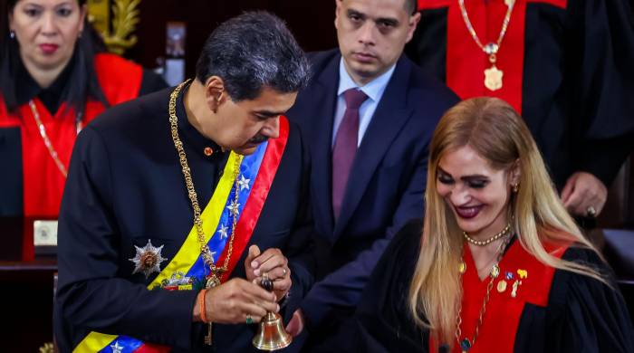 Fotografía de archivo en el que se ve al presidente de Venezuela, Nicolás Maduro, junto a la presidenta del tribunal supremo de justicia, Caryslia Rodriguez, en Caracas.